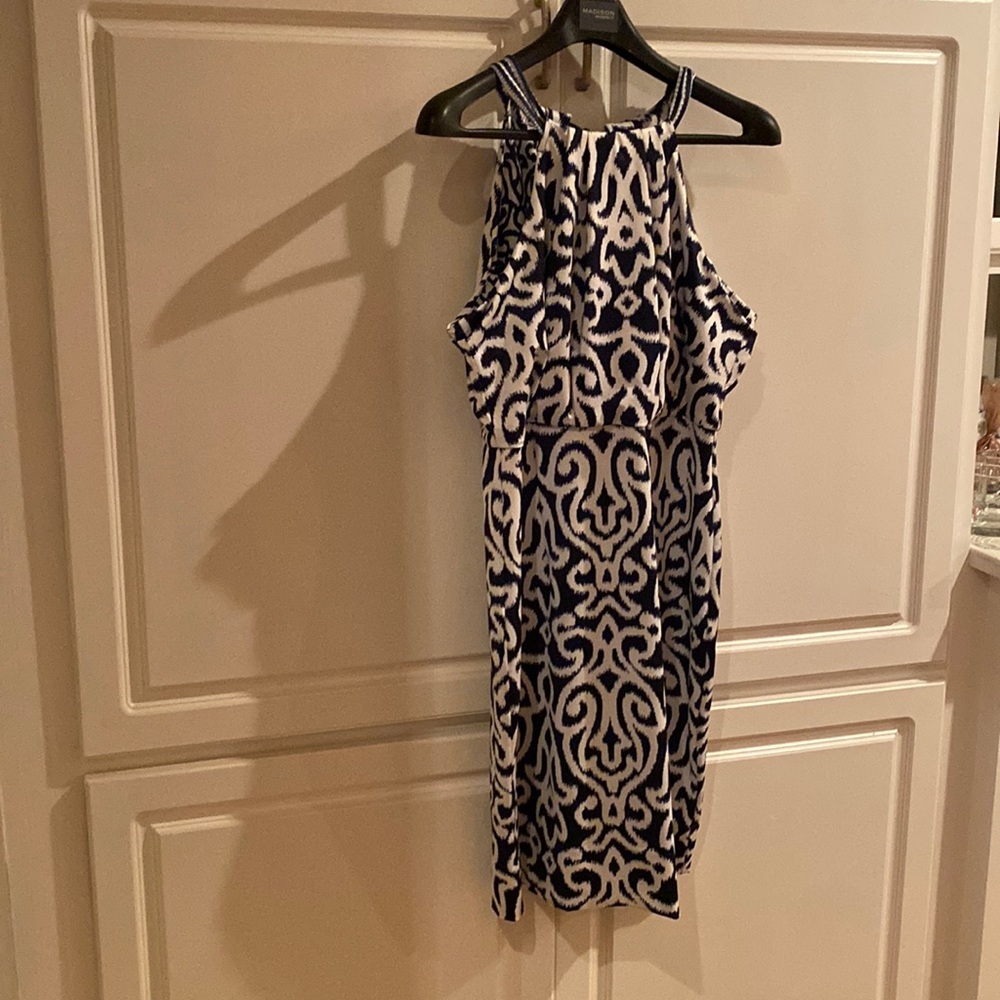 Ladies dress